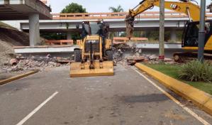 Puente que se desplomó en La Vega estará en dos meses