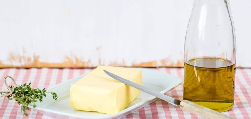 Aceite de oliva vs. mantequilla: por qué es mejor