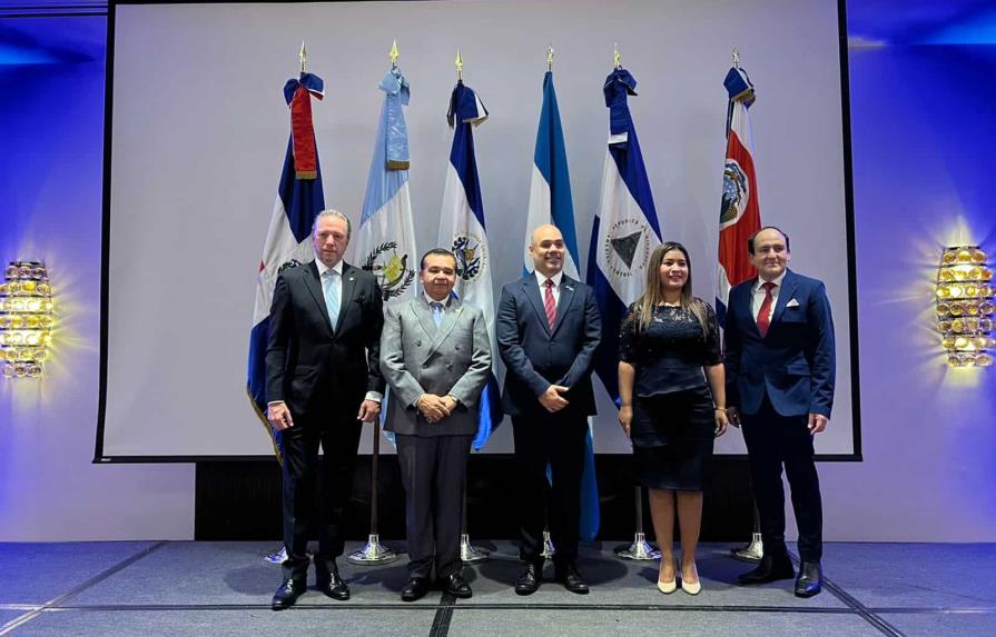 Cinco países de Centroamérica conmemoran su independencia