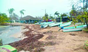 El huracán le puso un freno a Bayahíbe y ahora le toca volver a arrancar