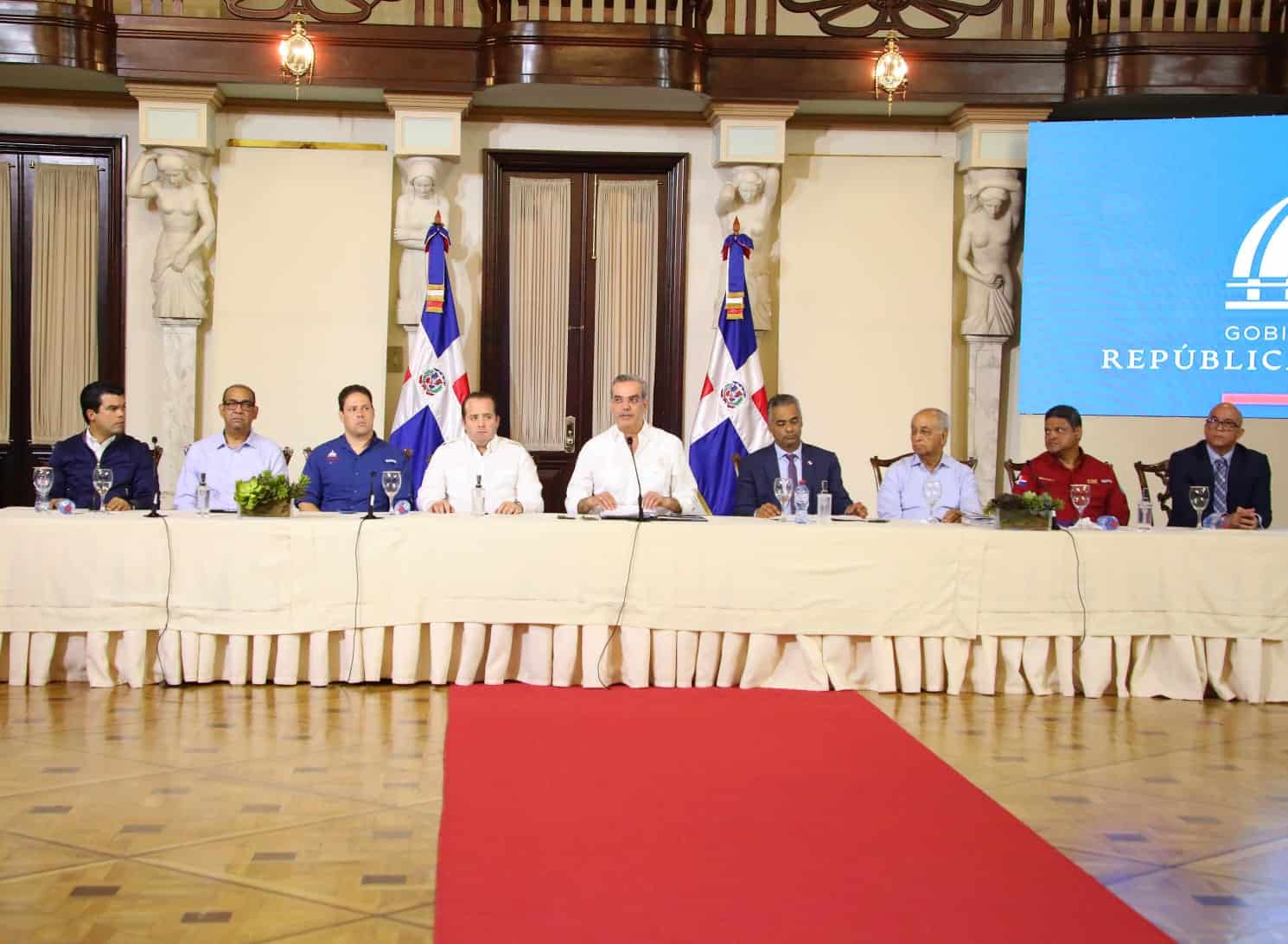El presidente Luis Abinader ofrece detalles sobre los daños causado por el huracán Fiona desde el Palacio Nacional. 