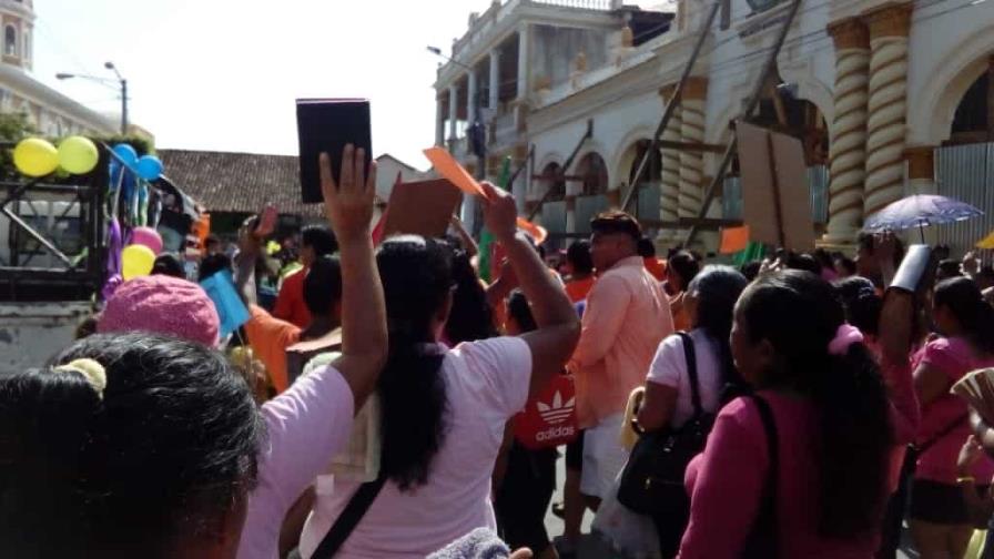 La Policía de Nicaragua prohíbe procesiones y conmemoración de la Biblia La Policía de Nicaragua prohíbe procesiones y conmemoración de la Biblia