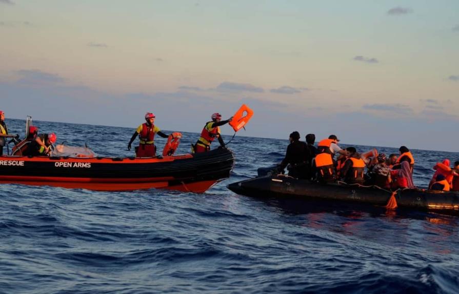 Suben a 34 los migrantes muertos al hundirse su barco frente a costa siria