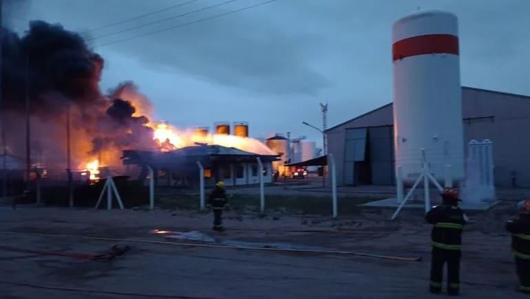 Tres muertos por explosión en una refinería en provincia argentina de Neuquén