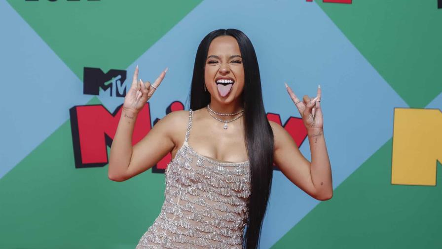 Becky G fusiona bachata, flamenco y rap en Amantes Becky G fusiona bachata, flamenco y rap en Amantes