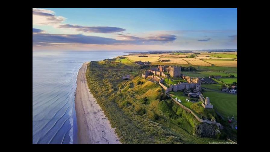 Castillos del Reino Unido amenazados con derrumbarse por la erosión de la costa Castillos del Reino Unido amenazados con derrumbarse por la erosión de la costa