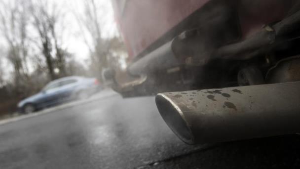 La contaminación atmosférica potencia el efecto negativo del cambio climático