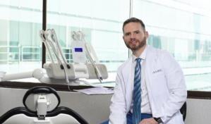 Benavides, el dentista que se convirtió en un master en sonrías naturales