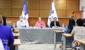 Miriam Germán advierte a fiscales que el Ministerio Público se juega en este momento su prestigio institucional