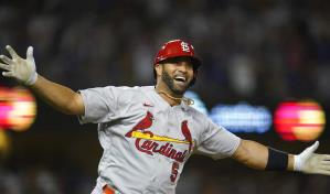 Albert Pujols dispara dos jonrones y se une al club de los 700