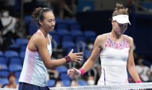 Qinwen y Samsonova pasan a la final de torneo Pan Pacífico