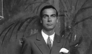 Una serie recoge la obra y la vida del modisto español Balenciaga