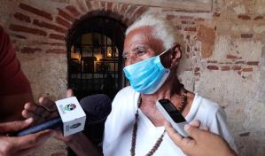 Desde compasión con afectados de Fiona hasta sanación, devotos ruegan a la Virgen de Las Mercedes