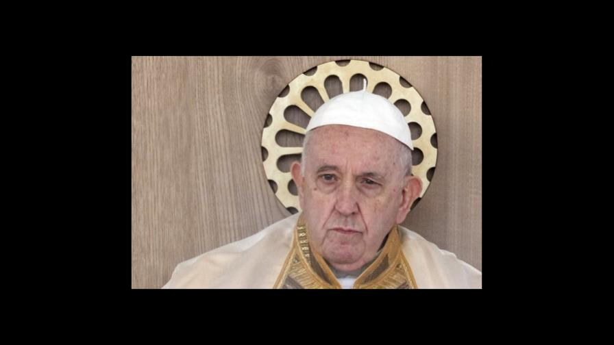 El papa advierte de que la humanidad corre un grave peligro