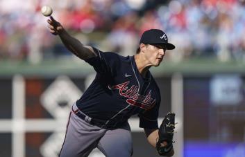 Wright llega a 20 triunfos; Bravos atisban cima del Este