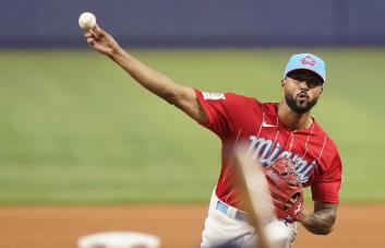 Alcántara poncha a 11; Marlins vencen a Nacionales