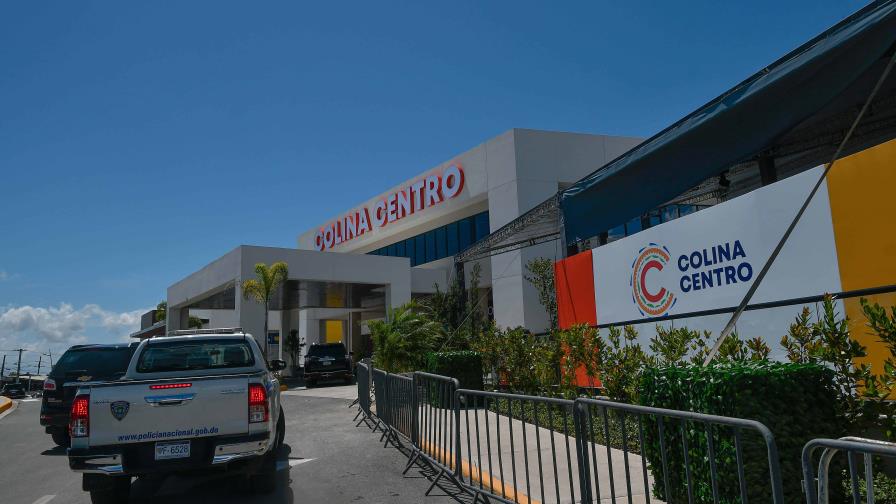 Inauguran primera etapa de Colina Centro en SDN; contará con 75 locales comerciales Inauguran primera etapa de Colina Centro en SDN; contará con 75 locales comerciales
