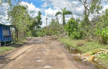 A una semana del paso de Fiona en Vicentillo de El Seibo aún los efectos se ven en las calles