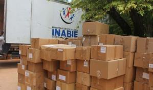 El Inabie entrega utilería escolar en zonas afectadas por huracán Fiona