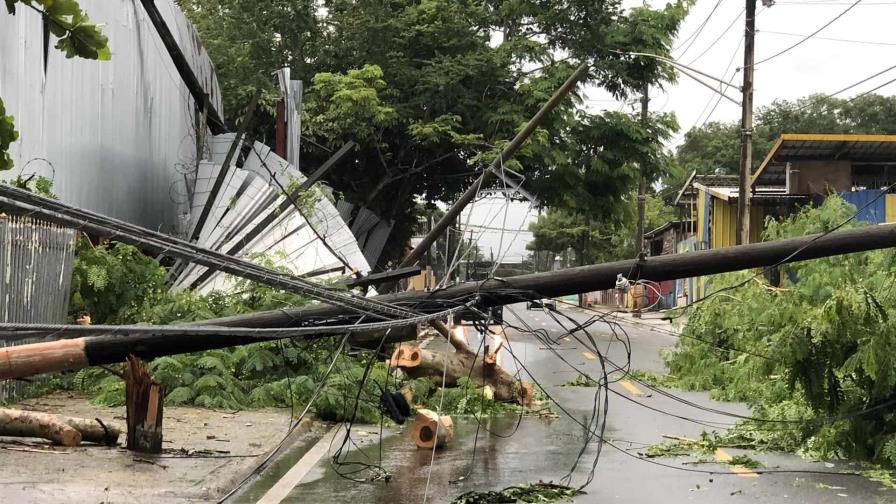 Cientos de miles de puertorriqueños seguirán sin luz esta semana tras Fiona Cientos de miles de puertorriqueños seguirán sin luz esta semana tras Fiona