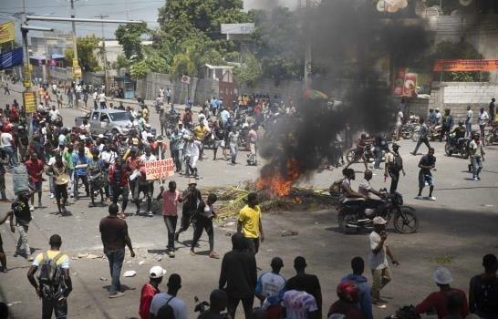 EEUU restringe visados a funcionarios haitianos implicados en violencia callejera