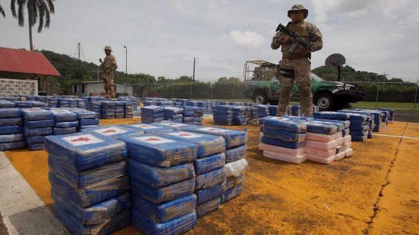 Autoridades de Panamá incautan 487 paquetes de droga en el Caribe
