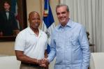 Alcalde de NY está en RD para visitar zonas afectadas por huracán Fiona Alcalde de NY está en RD para visitar zonas afectadas por huracán Fiona