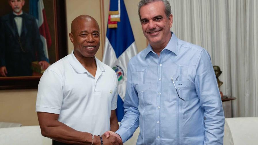 Alcalde de NY está en RD para visitar zonas afectadas por huracán Fiona