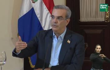 Presidente Abinader presenta avances en ayuda tras huracán Fiona