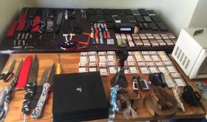 Ocupan armas, celulares y otros objetos en poder de reclusos en la Fortaleza Duarte