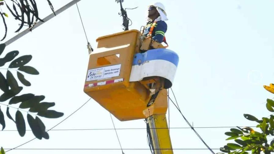 Edeeste rehabilita servicio energético en Miches Edeeste rehabilita servicio energético en Miches
