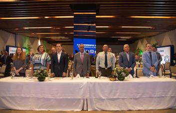Gobierno proyecta invertir 60 mil millones de pesos en transporte hasta el 2025