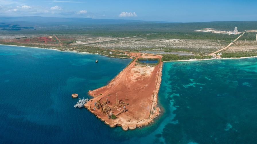 Arrecife de Cabo Rojo pudiera enfrentar amenazas por muelle de cruceros