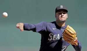 Marineros avistan una rotación completa al atar a Castillo