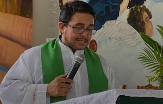 La Fiscalía de Nicaragua acusa a otro sacerdote sin precisar los motivos