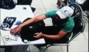 Video | Momento en que paciente roba celular a doctora que lo atendía en hospital Marcelino Vélez