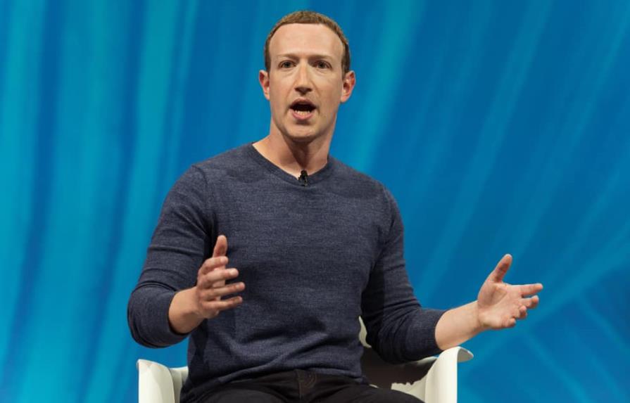 Mark Zuckerberg ya no es una de las 10 personas más ricas de EEUU