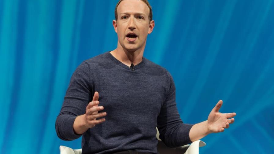 Zuckerberg anuncia nuevas funciones para Threads, que sufre caída de usuarios