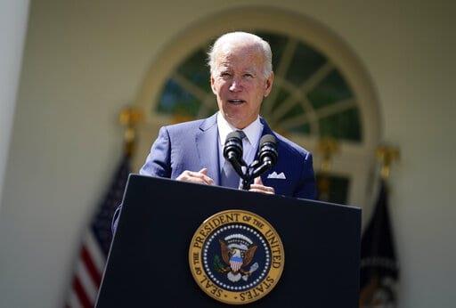 Joe Biden mantiene límite de admisiones de refugiados en 125,000
