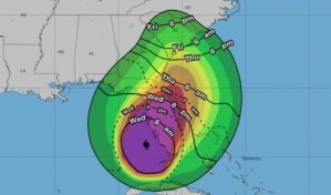 Biden advierte a los residentes de Florida: La amenaza del huracán es real