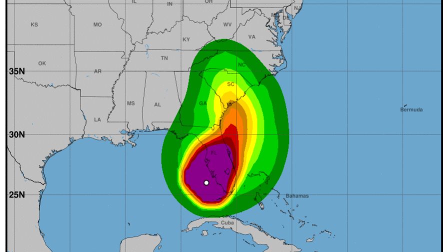 Ian toca tierra en Florida y el Centro de huracanes lo califica extremadamente peligroso