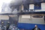 Registran incendio en almacén de plásticos en San Carlos