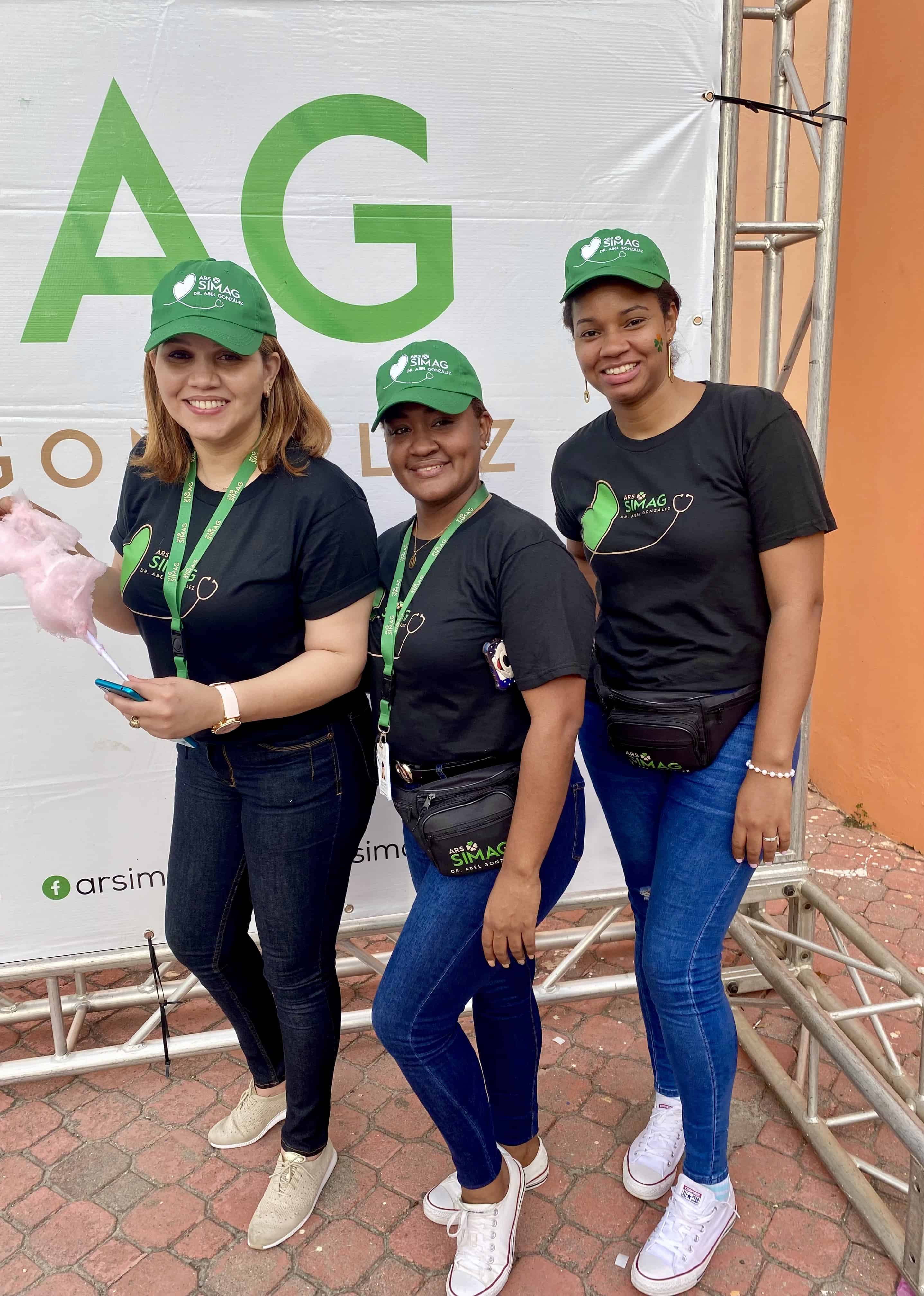 Ana Espinal, Ylda Bivieca y Cindy Martínez.