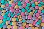 Píldoras de colores generan nuevas advertencias sobre la droga más letal en EEUU
