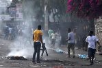 Continúan las protestas en Haití mientras hospitales hacen un alto por falta de combustible Continúan las protestas en Haití mientras hospitales hacen un alto por falta de combustible