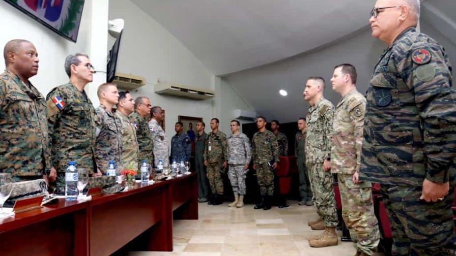 Capacitan miembros del Ejército dominicano en combate del narcotráfico