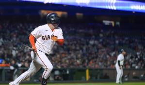 VIDEO | Gigantes ganan a Rockies y mantienen aspiraciones de playoff