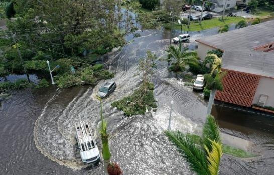 Biden declara zona de desastre los territorios afectados por Ian en La Florida