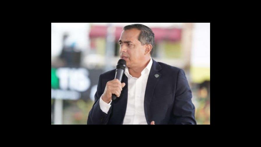 Alcalde de Haina se compromete a construir un refugio para animales Alcalde de Haina se compromete a construir un refugio para animales