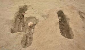 Descubren tumbas de 76 ni&ntilde;os sacrificados en rituales del Antiguo Per&uacute;